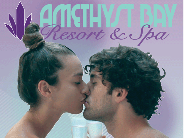 text shows up on hover